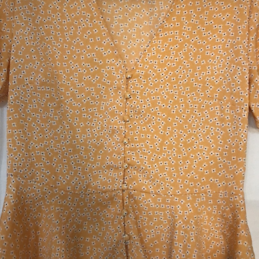 Target Flower top - Picture 2 of 5